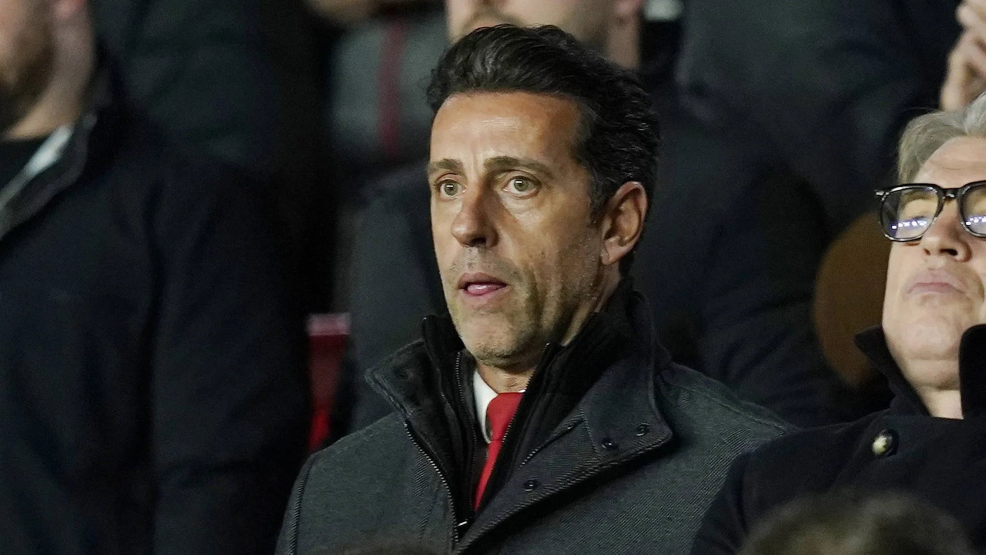 Um rastro de desilus&atilde;o: Edu Gaspar deixar&aacute; o Nottingham Forest pela porta dos fundos