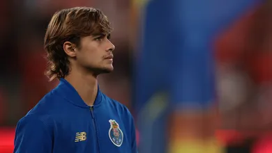 Rodrigo Mora perde espa&ccedil;o e pode deixar o Porto por valor recorde do clube