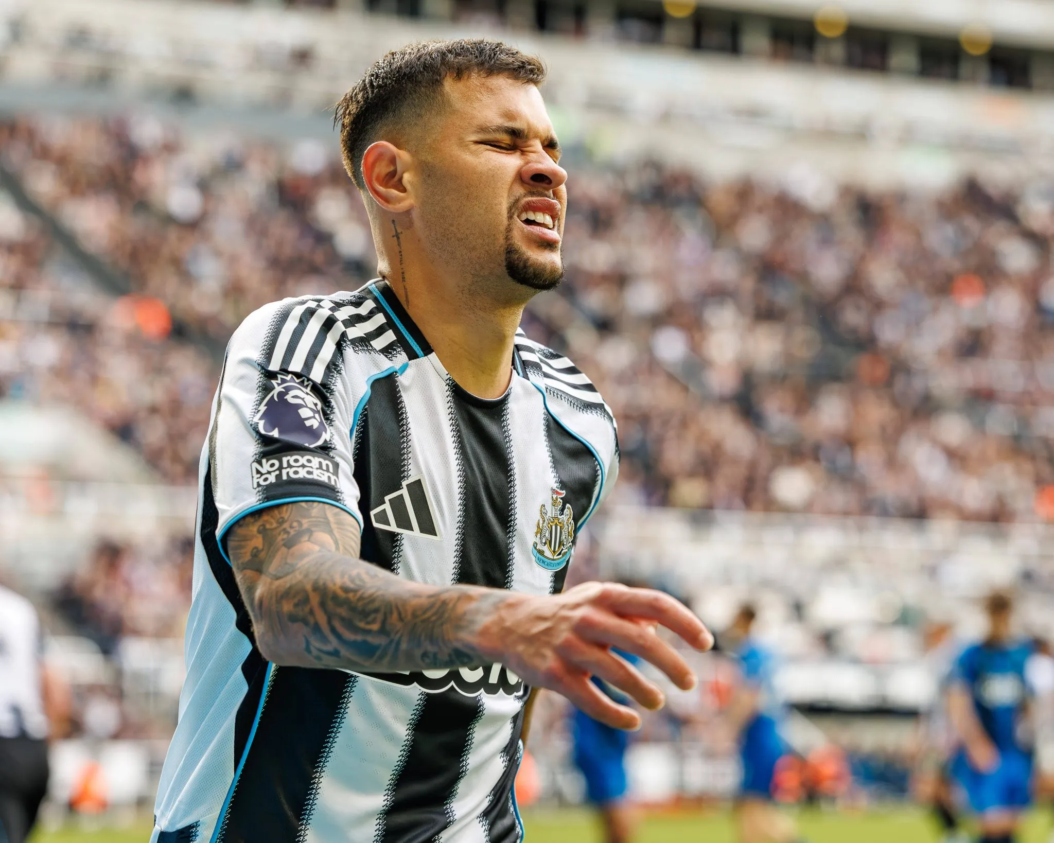 Bruno Guimar&atilde;es lamenta derrota do Newcastle para Bournemouth (Foto: Imago/Action Plus)