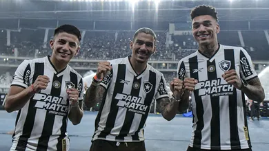 Estrela do Botafogo revela investida do Manchester City