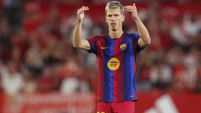 Bayern toma decis&atilde;o no mercado ap&oacute;s Olmo definir futuro no Barcelona