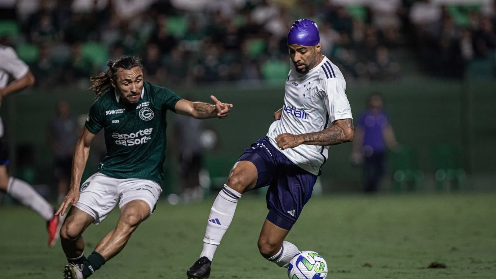 Comendo quietinho, Jo&atilde;o Marcelo vai bem e agrada em reta final do Cruzeiro