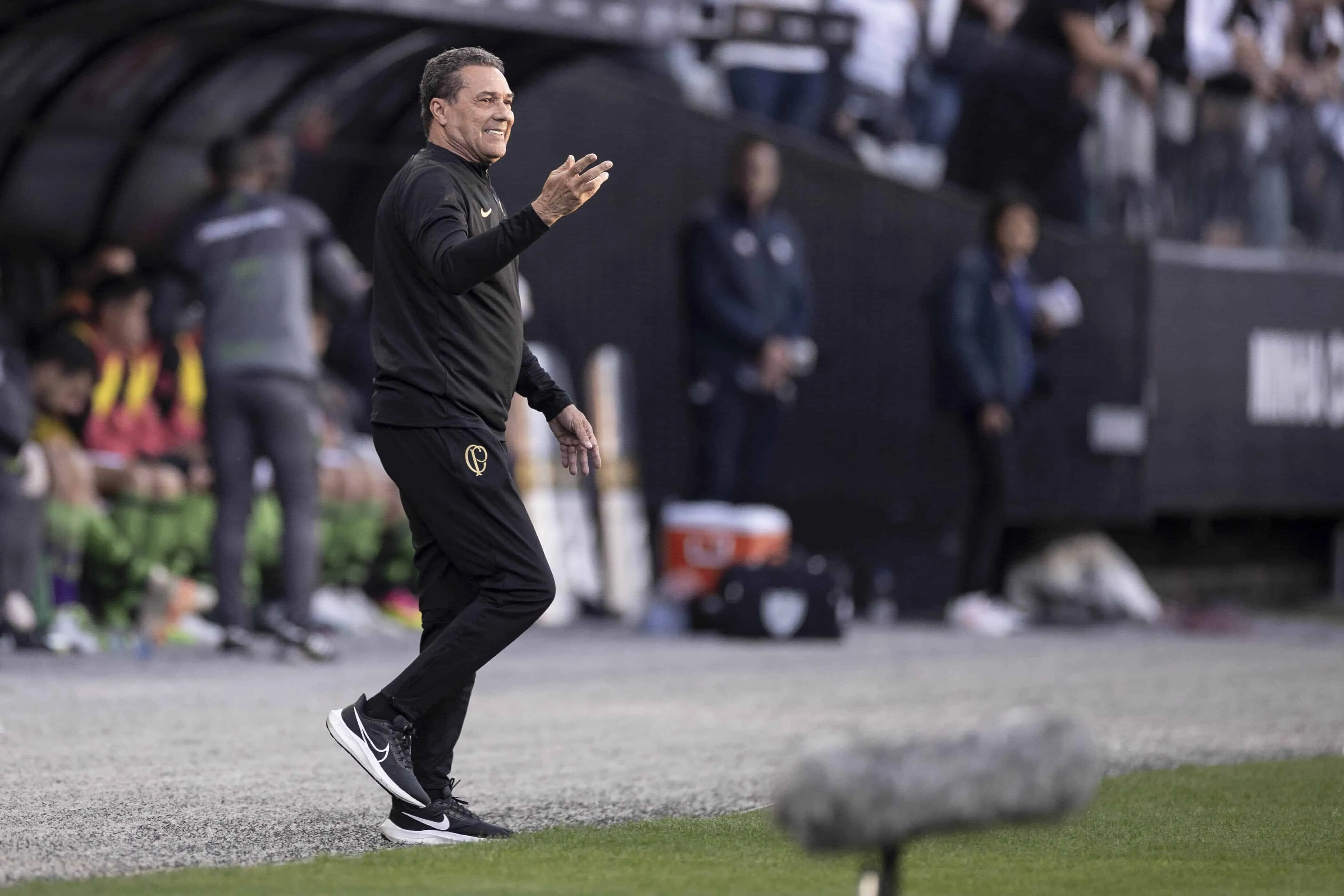 Santos Dumont? Luxa diz que n&atilde;o inventou para levar Corinthians &agrave; semifinal