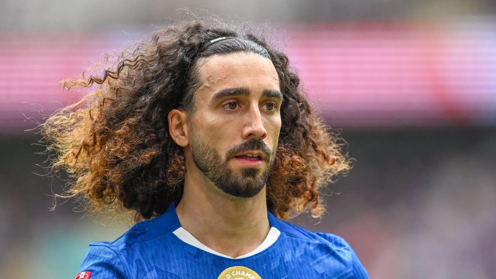 Elogiado por Guardiola, poss&iacute;vel substituto de Cucurella pode custar R$ 300 milh&otilde;es ao Chelsea
