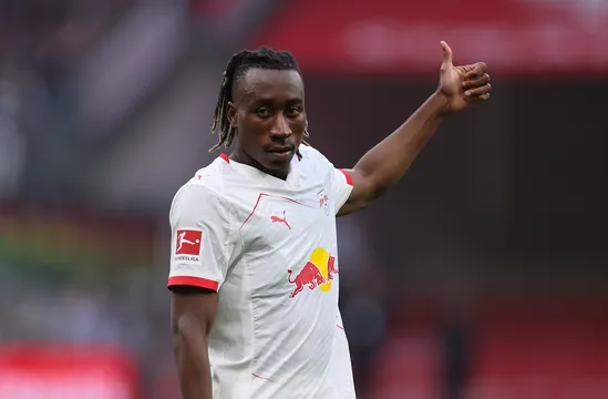 PSG pode oferecer R$ 583 milh&otilde;es por alvo de times da Premier League