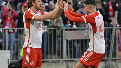 Bayern supera carrasco M&ouml;nchengladbach j&aacute; pensando no cl&aacute;ssico contra o Leverkusen