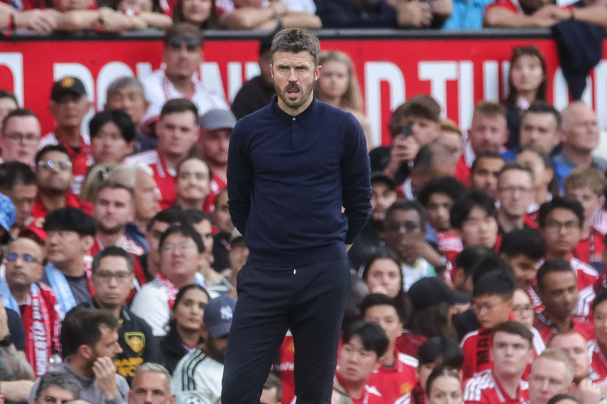 Michael Carrick durante Manchester United 0 x 1 Manchester City