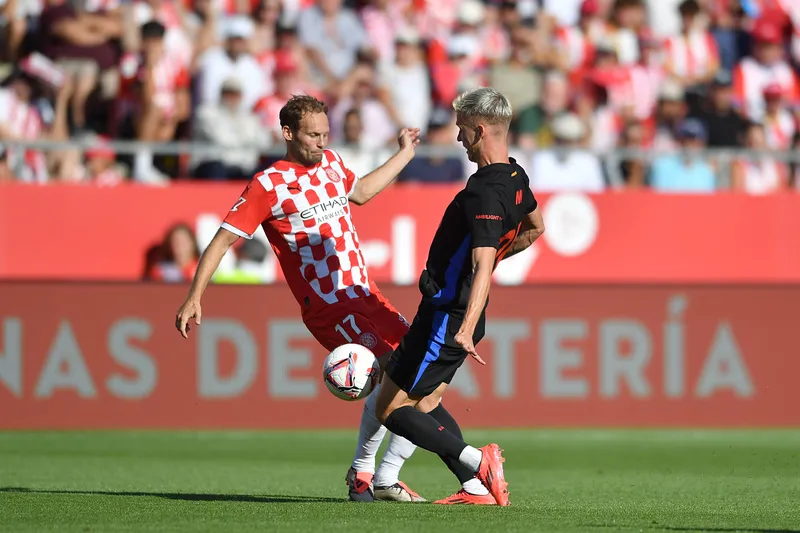 Dani Olmo perder&aacute; ao menos sete jogos por conta de um problema na perna direita