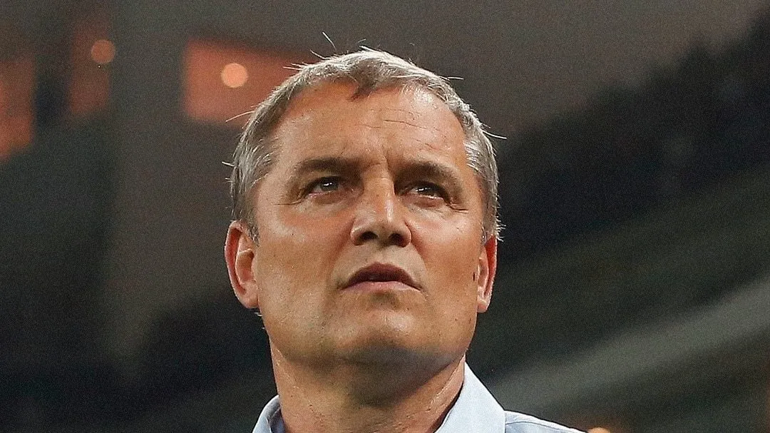 Aguirre chega ao Santos sob grande desconfian&ccedil;a para evitar rebaixamento