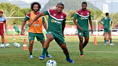 John Kennedy volta aos treinos e pode ter retorno ao Fluminense antecipado