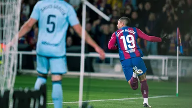 Contexto, trabalho coletivo e movimenta&ccedil;&atilde;o: o primeiro gol de Vitor Roque no Barcelona em tr&ecirc;s atos