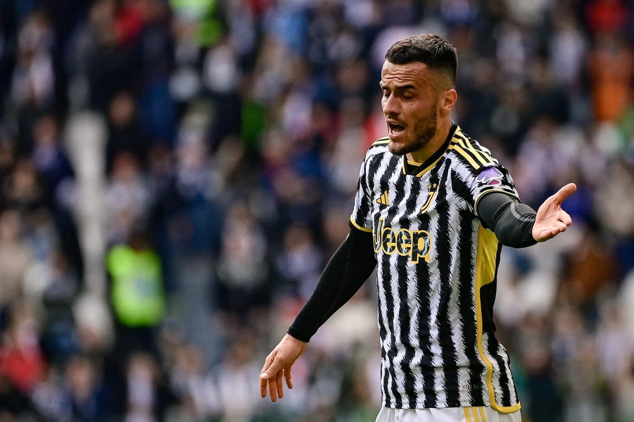 Ap&aacute;tica e nervosa, Juventus parece ter desistido da Serie A com empate em casa contra o Genoa