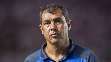 Vasco muda de rota e anuncia a contrata&ccedil;&atilde;o do t&eacute;cnico F&aacute;bio Carille