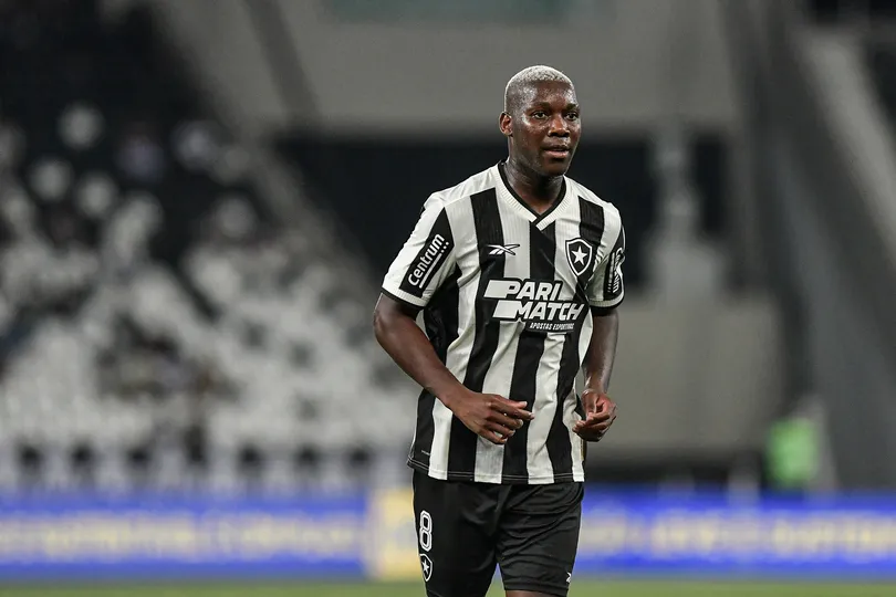 Patrick de Paula foi a primeira grande contrata&ccedil;&atilde;o da SAF do Botafogo