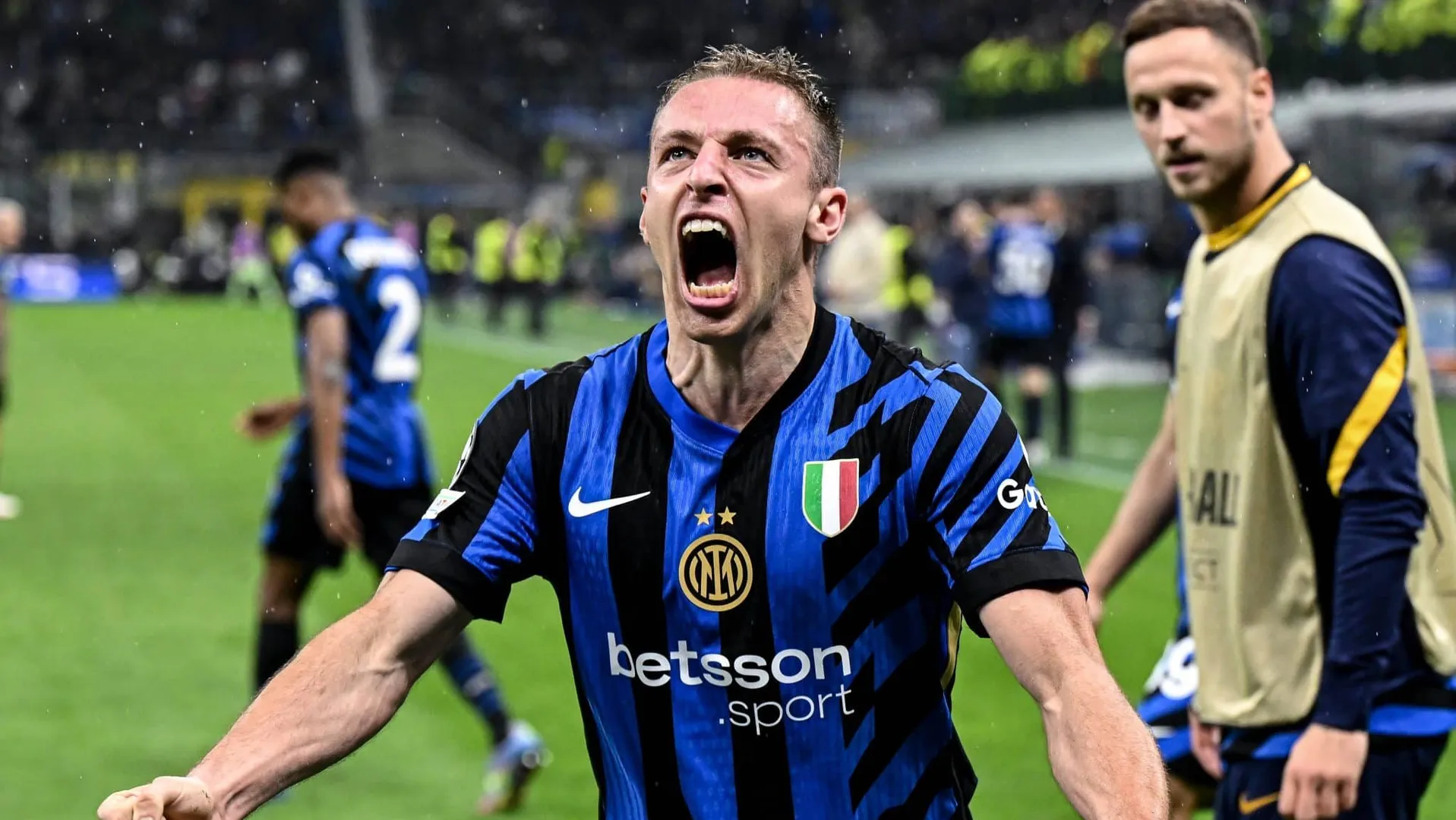Frattesi fez o gol na prorroga&ccedil;&atilde;o que classificou a Inter contra o Barcelona (Foto: Imago)