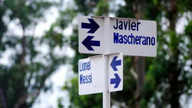 Ruas de bairro argentino ganharam os nomes dos her&oacute;is da Copa-2014. At&eacute; de Higua&iacute;n