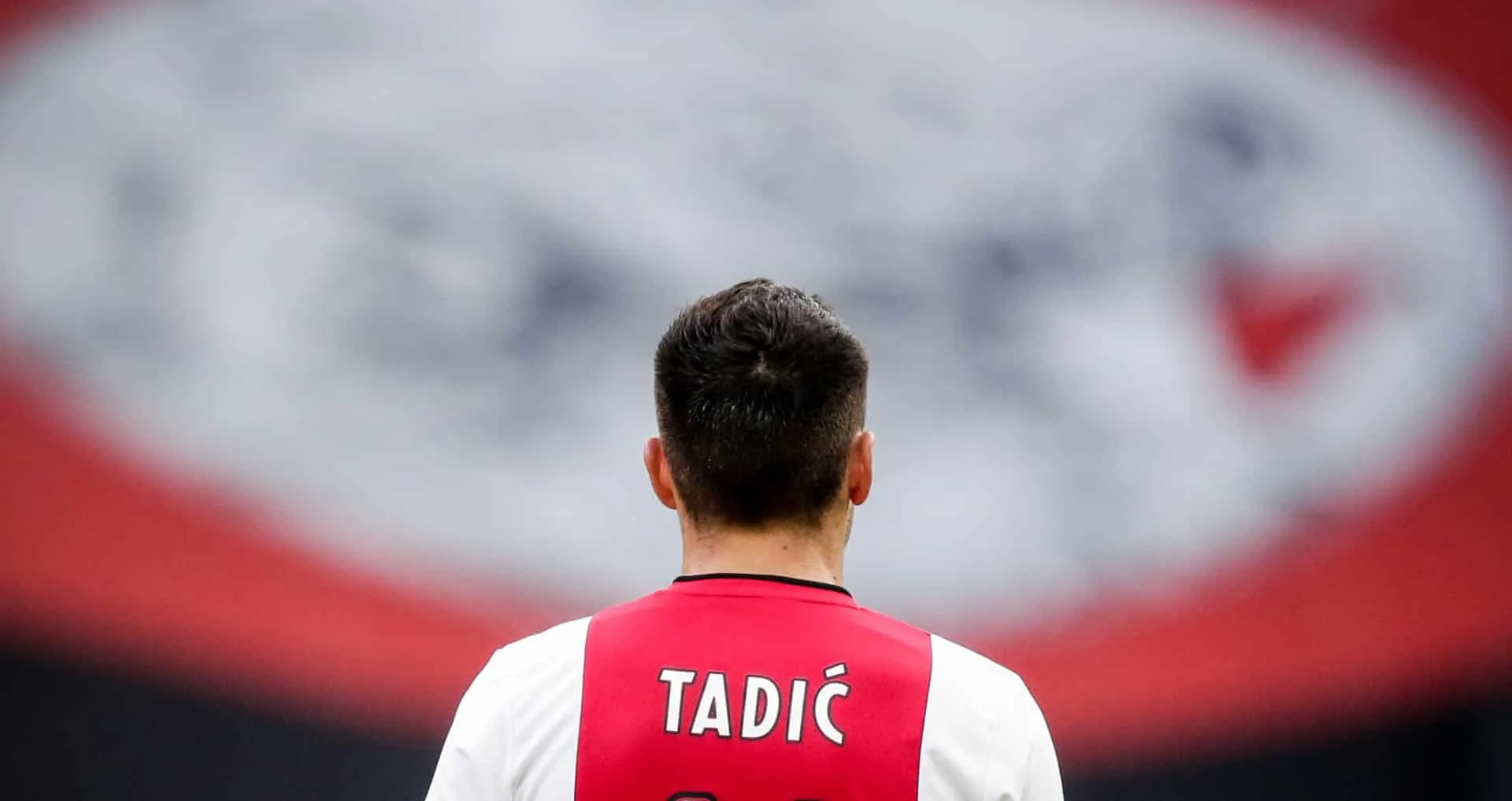 Tadic declara seu amor ao Ajax: &ldquo;Recusei propostas malucas, a felicidade n&atilde;o se pode comprar&rdquo;