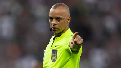 Jornais argentinos repercutem escolha de &aacute;rbitros brasileiros para apitar jogos da Conmebol