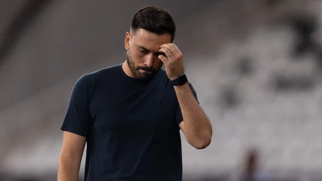 Ancelotti escuta primeiras vaias e j&aacute; tem um vexame para chamar de seu no Botafogo