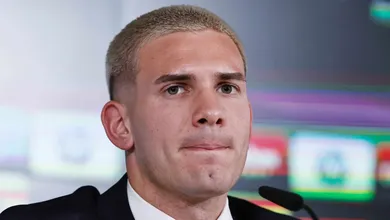 Scaloni sinaliza que Mastantuono ter&aacute; mais dificuldade na Argentina do que no Real Madrid