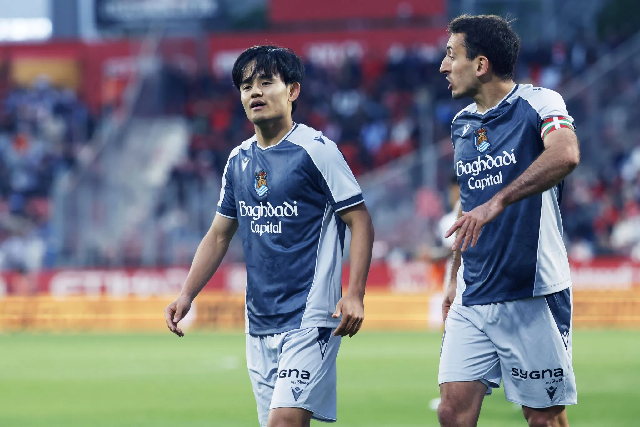 Takefusa Kubo e Mikel Oyarzabal na Real Sociedad
