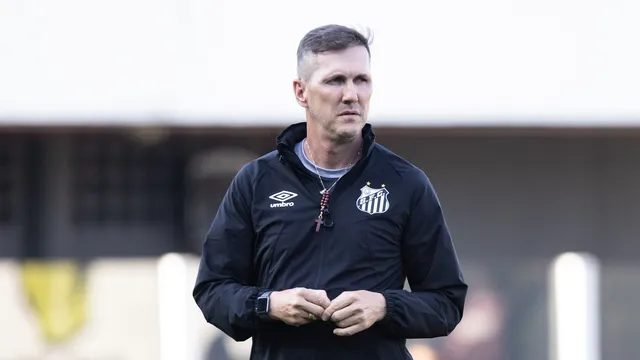 Santos tenta reagir no projeto e no conceito de orgulho de Paulo Turra