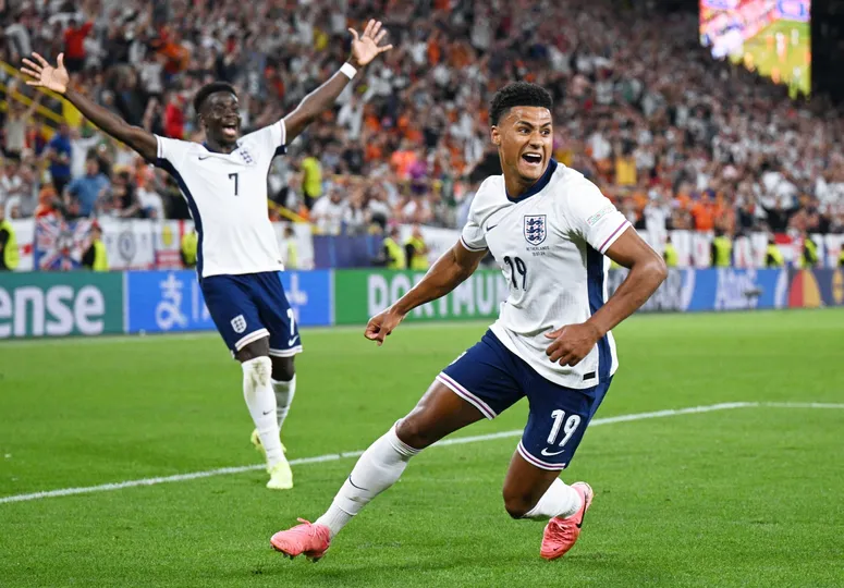 Inglaterra comemora gol da classifica&ccedil;&atilde;o contra a Holanda