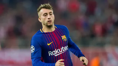 Ex-Barcelona vive drama com les&atilde;o: &lsquo;Meus filhos me pedem para voltar&rsquo;