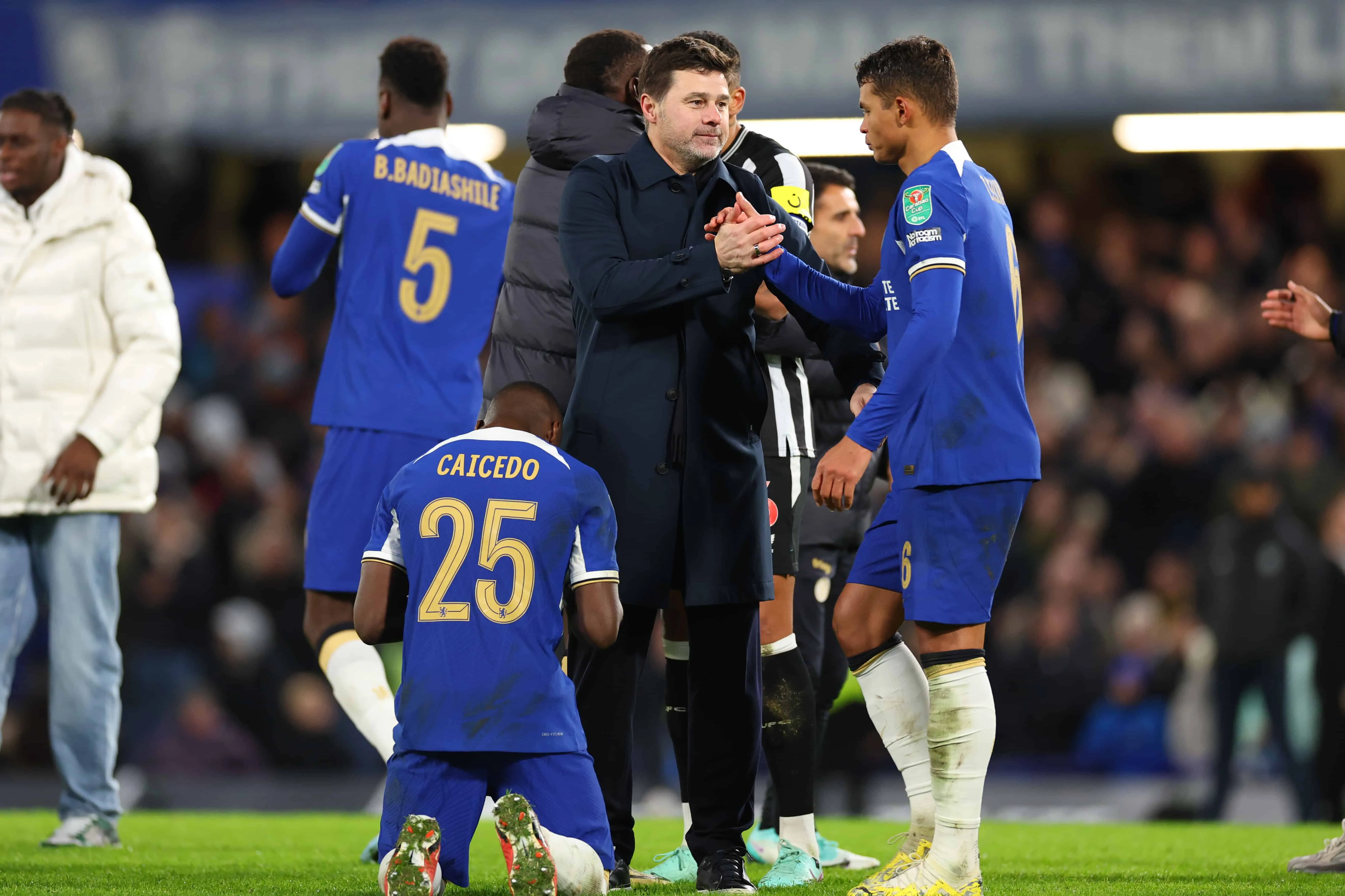 M&aacute; campanha do Chelsea na Premier League faz Pochettino redobrar aten&ccedil;&atilde;o nas copas: &lsquo;queremos vencer&rsquo;