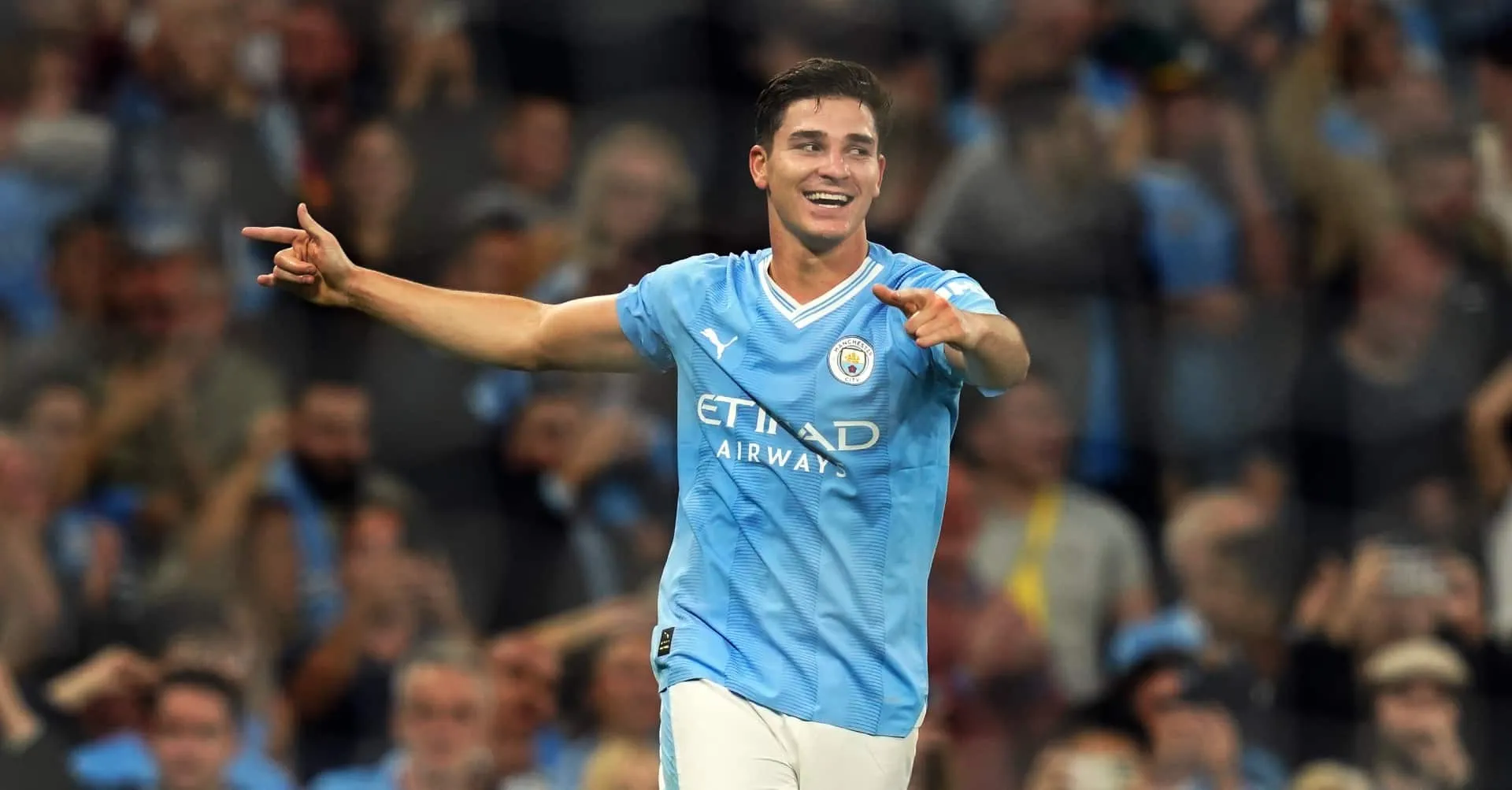 A pintura de &Aacute;lvarez valeu o triunfo para o City num jogo morno contra o Newcastle