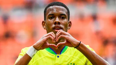 Messinho, do Palmeiras, pode ir ao Chelsea gra&ccedil;as a Yamal, do Barcelona