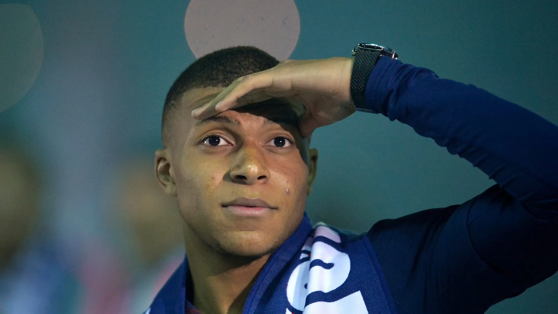 Mbapp&eacute; coloca press&atilde;o: quer mais responsabilidade, seja no PSG ou em outro lugar