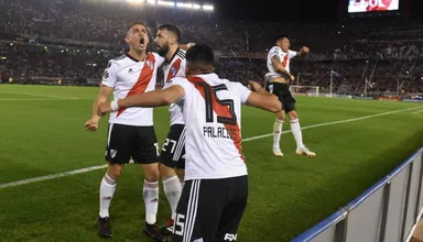 O River Plate reafirmou sua for&ccedil;a na Libertadores ao demolir o Racing no Monumental