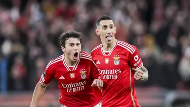 O velho conhecido que o Benfica exige ao PSG para liberar Jo&atilde;o Neves