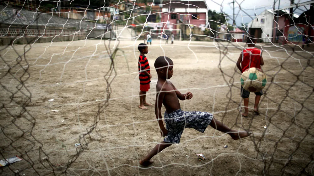Como o governo pode ampliar sua pol&iacute;tica social com os clubes do interior do Brasil