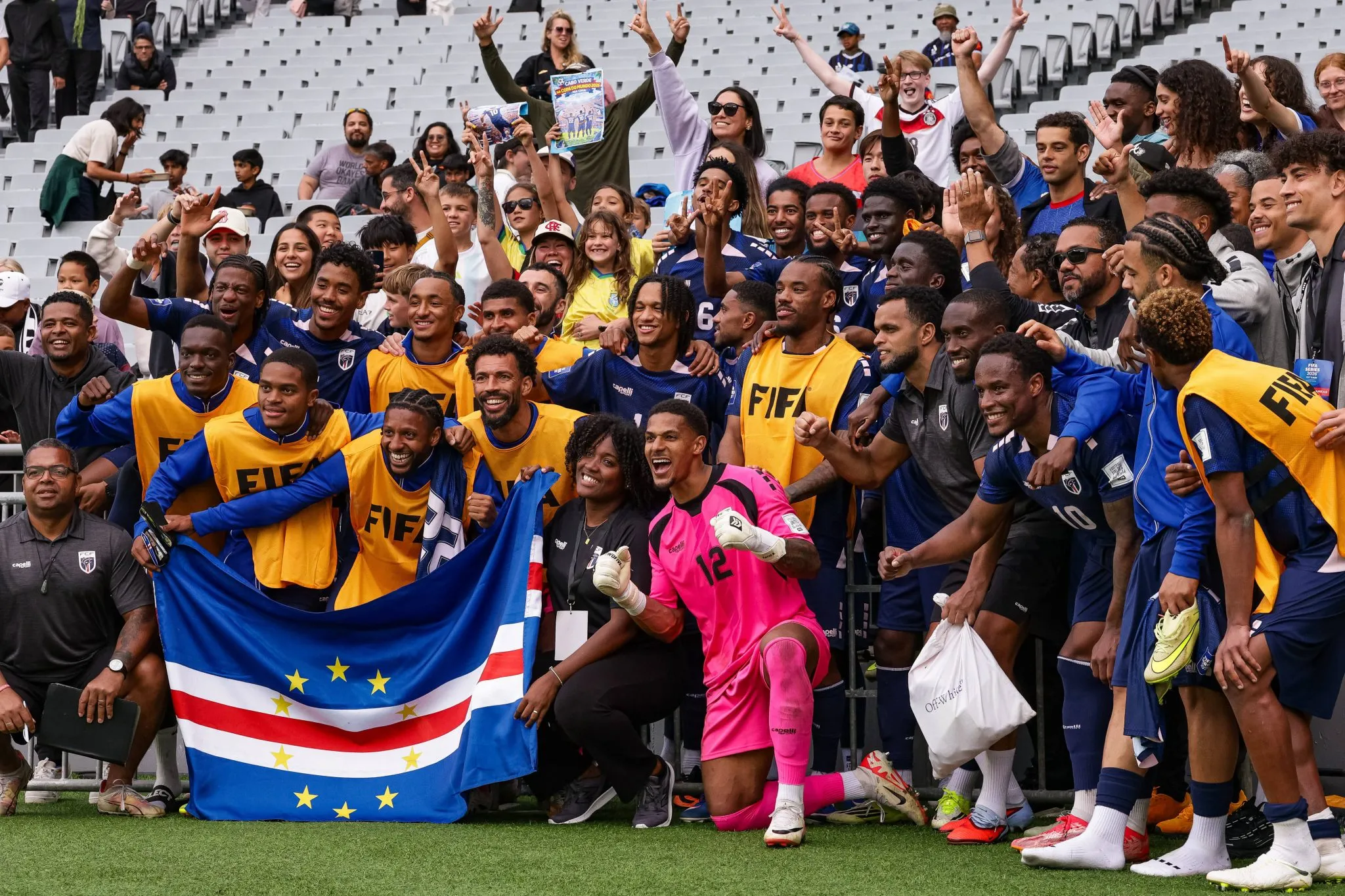 Jogadores de Cabo Verde em amistoso com a Finl&atilde;ndia