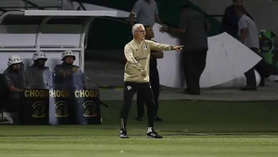 Dorival J&uacute;nior volta ao palco da revolu&ccedil;&atilde;o t&aacute;tica que mudou o ano do S&atilde;o Paulo