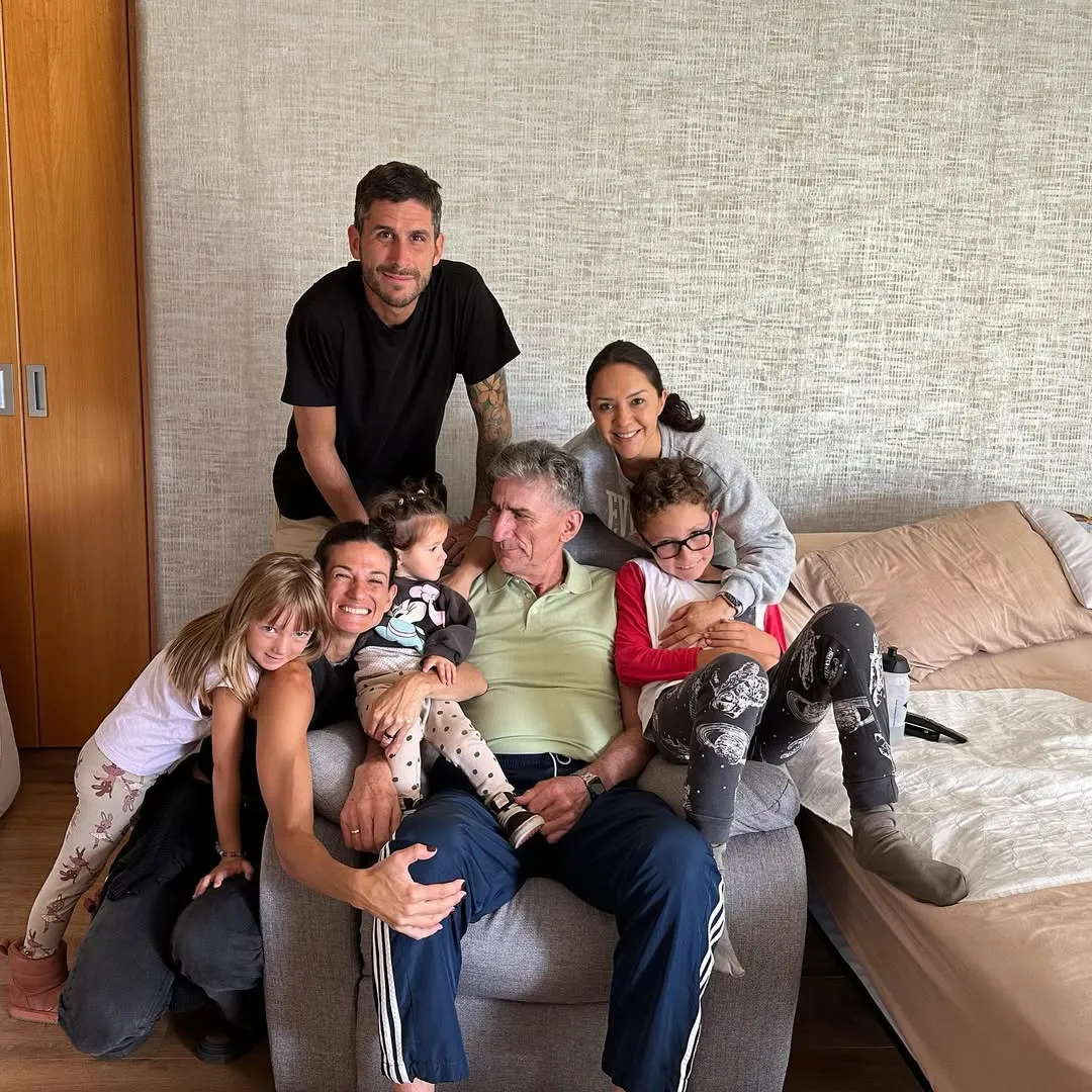 A fam&iacute;lia do ex-t&eacute;cnico Edgardo Bauza