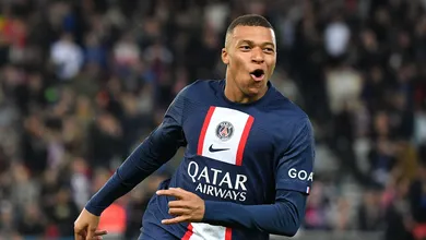 Mbapp&eacute; volta a treinar no PSG e encerra pol&ecirc;mica &ndash; mas s&oacute; por enquanto