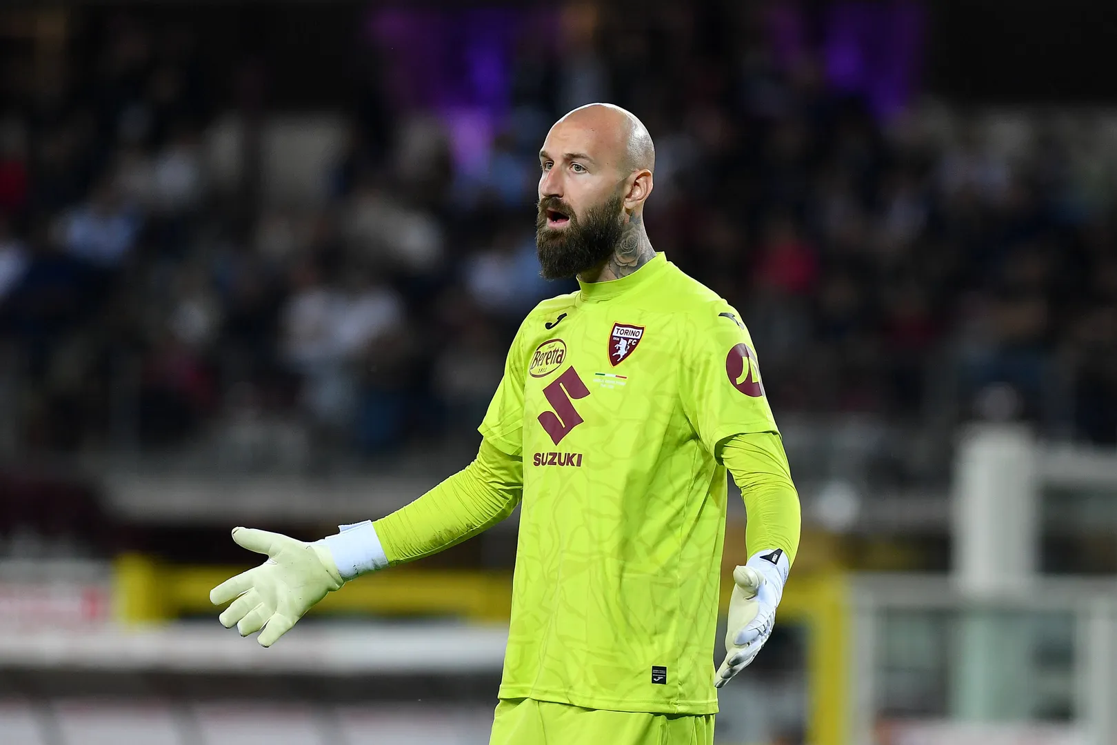 Vanja Milinkovic-Savic, alvo do Manchester United