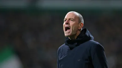 Augsburg quer aproveitar Dortmund baleado para mirar parte de cima da tabela na Bundesliga