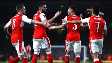 Depois da tempestade, a tranquilidade: Arsenal goleia e vai &agrave; semifinal da FA Cup