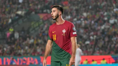 Arsenal e Liverpool v&atilde;o disputar mais que a Premier League: ambos querem um dos melhores zagueiros de Portugal
