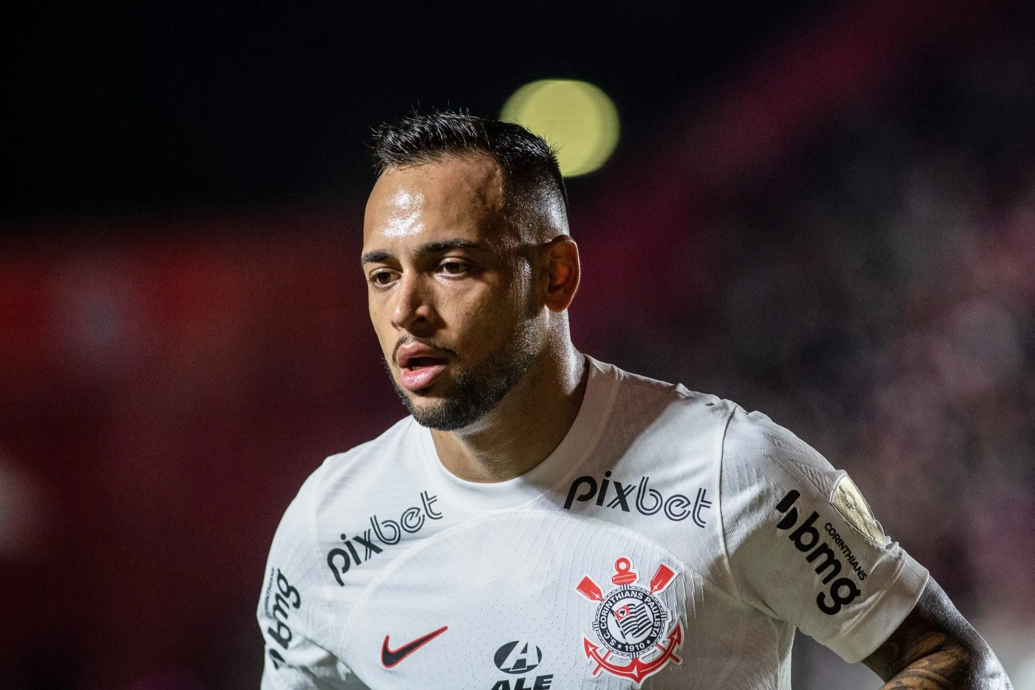 Maycon tem aval de Tite, mas Flamengo ainda v&ecirc; o Corinthians como obst&aacute;culo na negocia&ccedil;&atilde;o