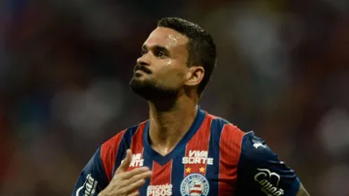 Sem holofotes, ex-S&atilde;o Paulo resolve urg&ecirc;ncia do Bahia e acaba com sonho do Bragantino
