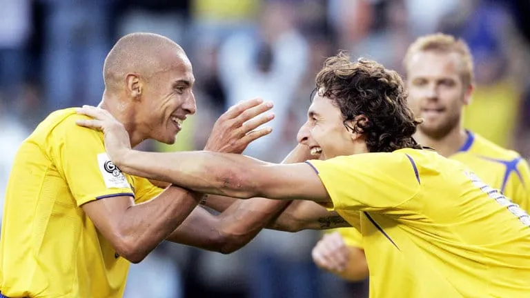 Larsson: &ldquo;Se Zlatan estivesse em forma, qualquer t&eacute;cnico do mundo o traria, mas n&atilde;o &eacute; o caso&rdquo;