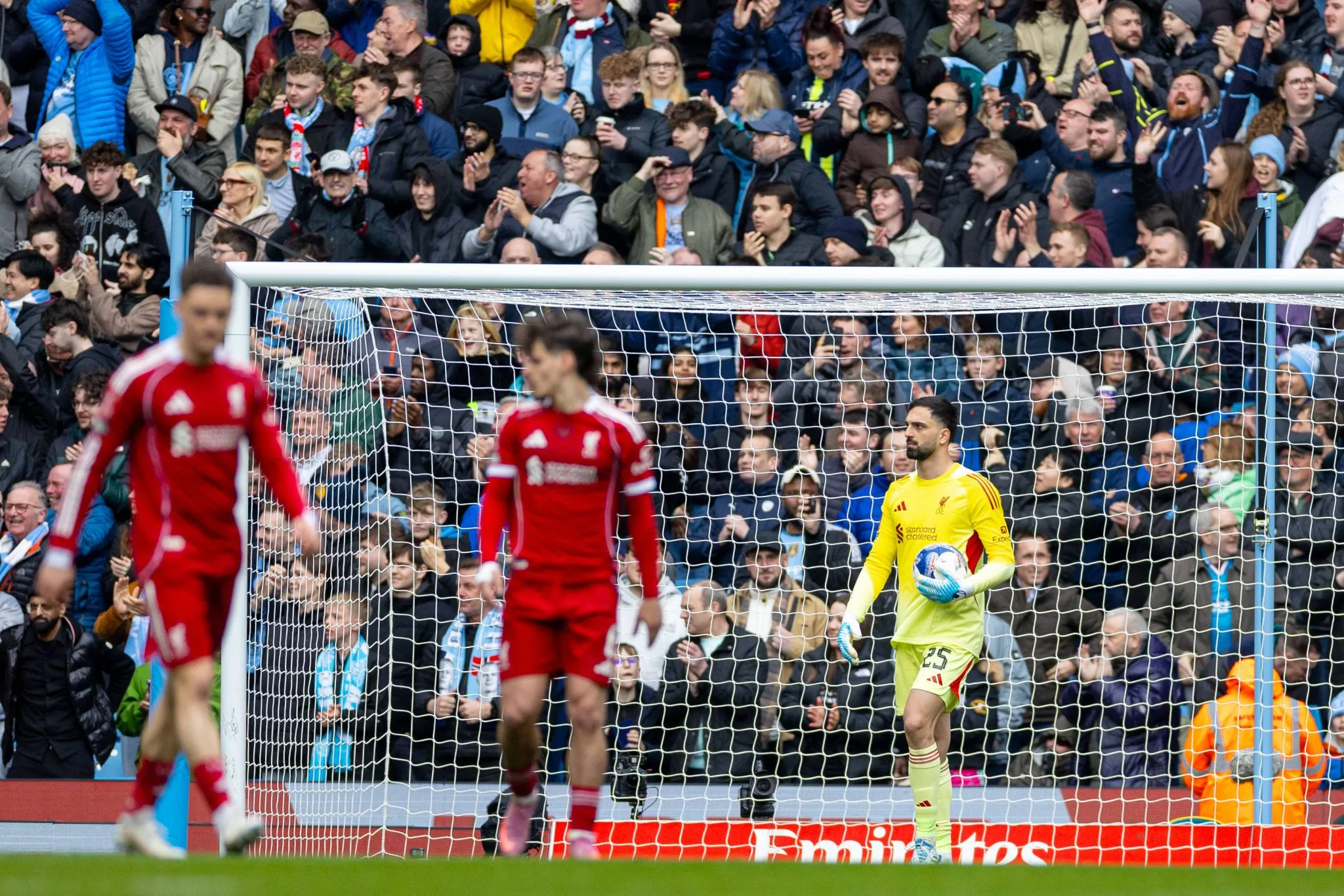 Mamardashvili sofreu na goleada contra o Manchester City. Foto: IMAGO