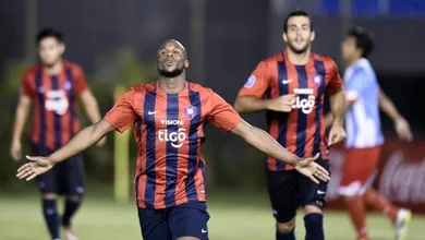 O atacante da sele&ccedil;&atilde;o de S&atilde;o Tom&eacute; e Pr&iacute;ncipe que brilhou contra o Corinthians na Libertadores