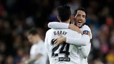 Valencia bate o Real Madrid no Mestalla e volta &agrave; disputa pela Champions League
