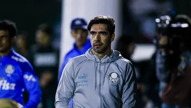 Em pronunciamento protocolar, Abel Ferreira se desculpa com jornalista: &lsquo;mal-entendido&rsquo;